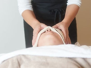 深いリラクゼーションを感じる瞬間、意識はどこへ