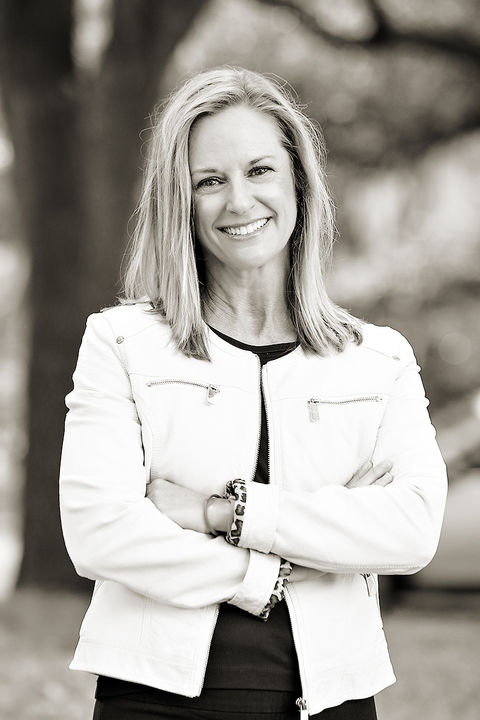 Professional Chamber of Commerce headshot outdoors in Tallahassee location