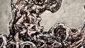 CLOSE-UP OF OLIVE WOOD.