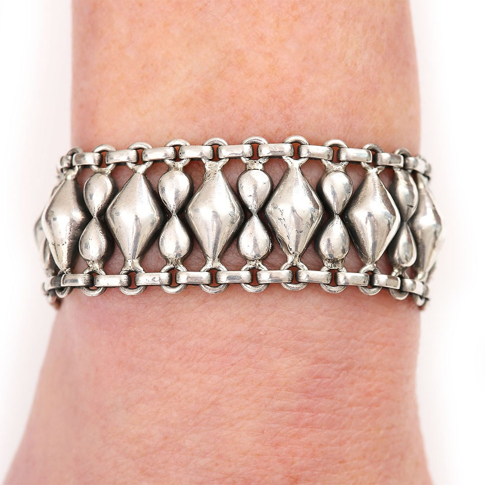 Thumbnail: Mid Century Modernist Silver Bracelet from 1960