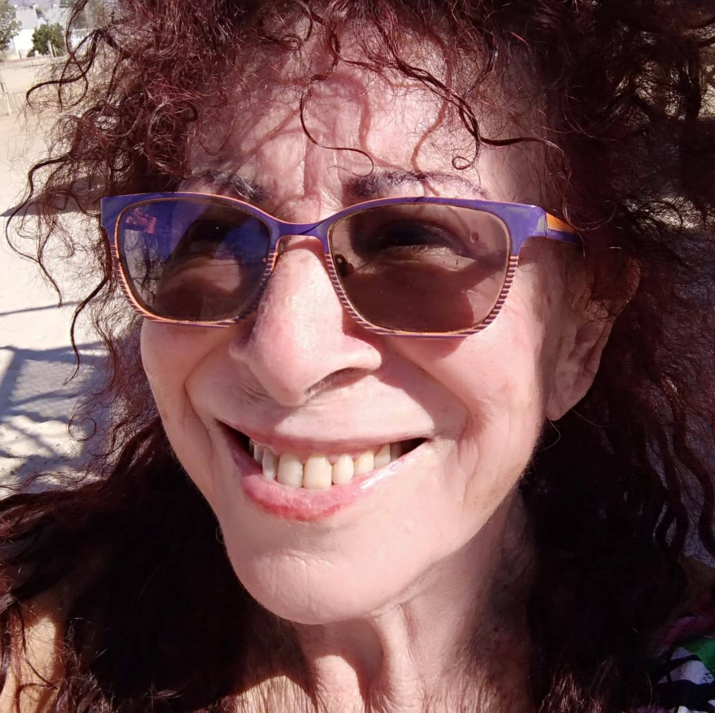 תמונת הסופר/ת: לילה בר עד