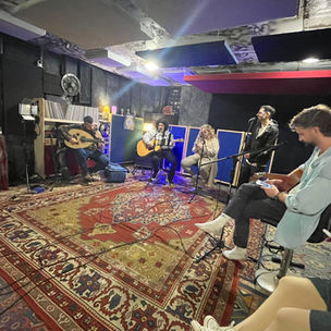 יאללה מבלים: יוזמה מיוחדת המאפשרת למתמודדי נפש פעילויות יצירה ומוזיקה