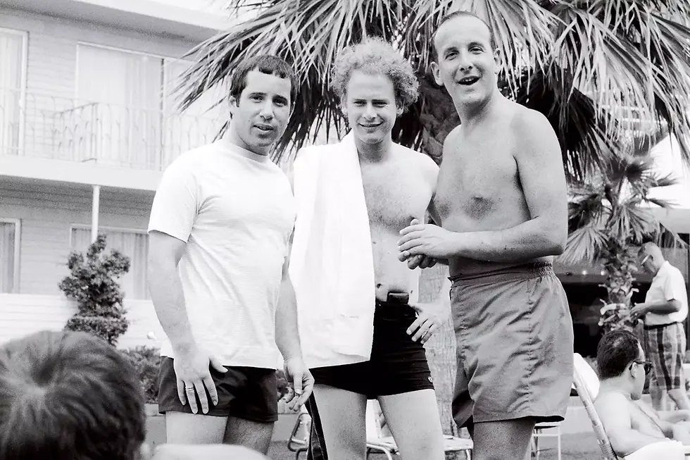 עם סיימון וגרפונקל. Photo: Sony Music Archive