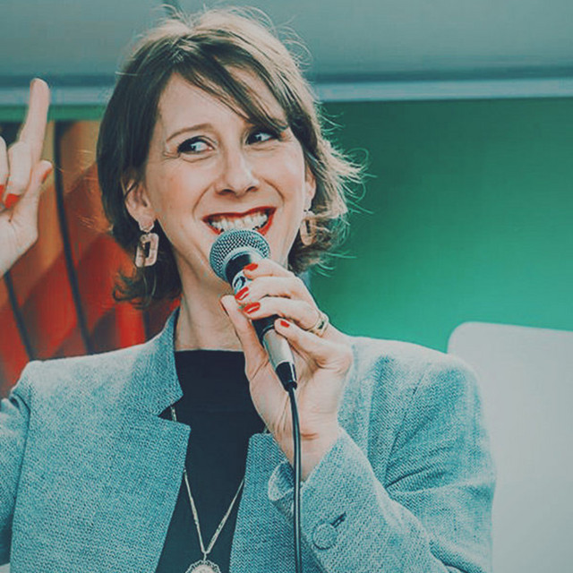 תמונת הסופר/ת: רונית כפיר