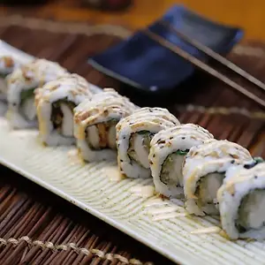 Knuspriges Huhn Maki (Kleine Portion)