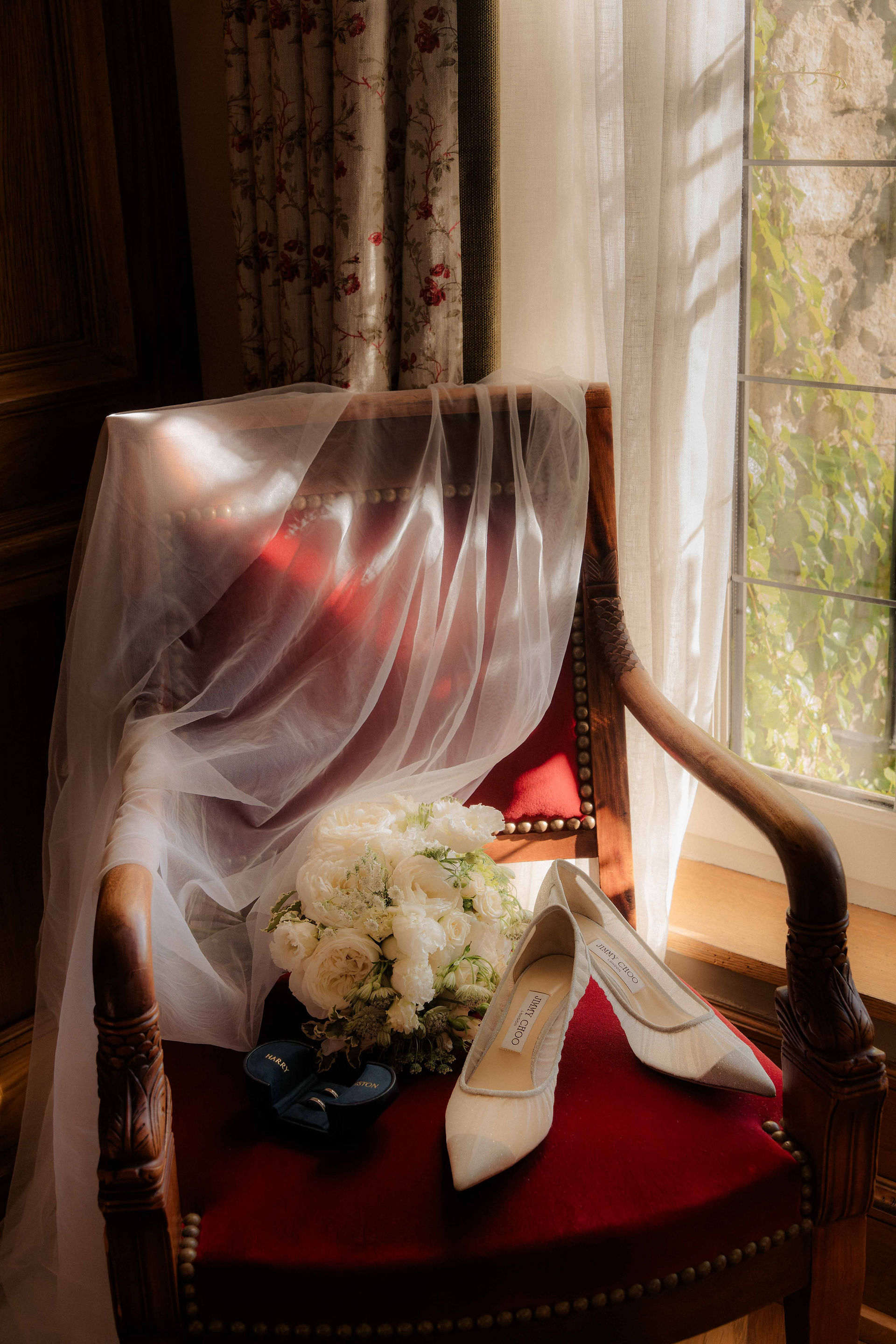 Closeup view of the accesories for the elopement