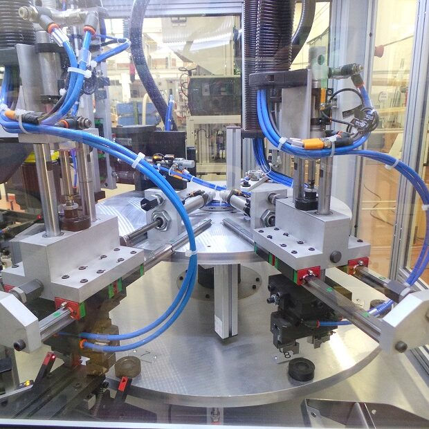 closure lining process