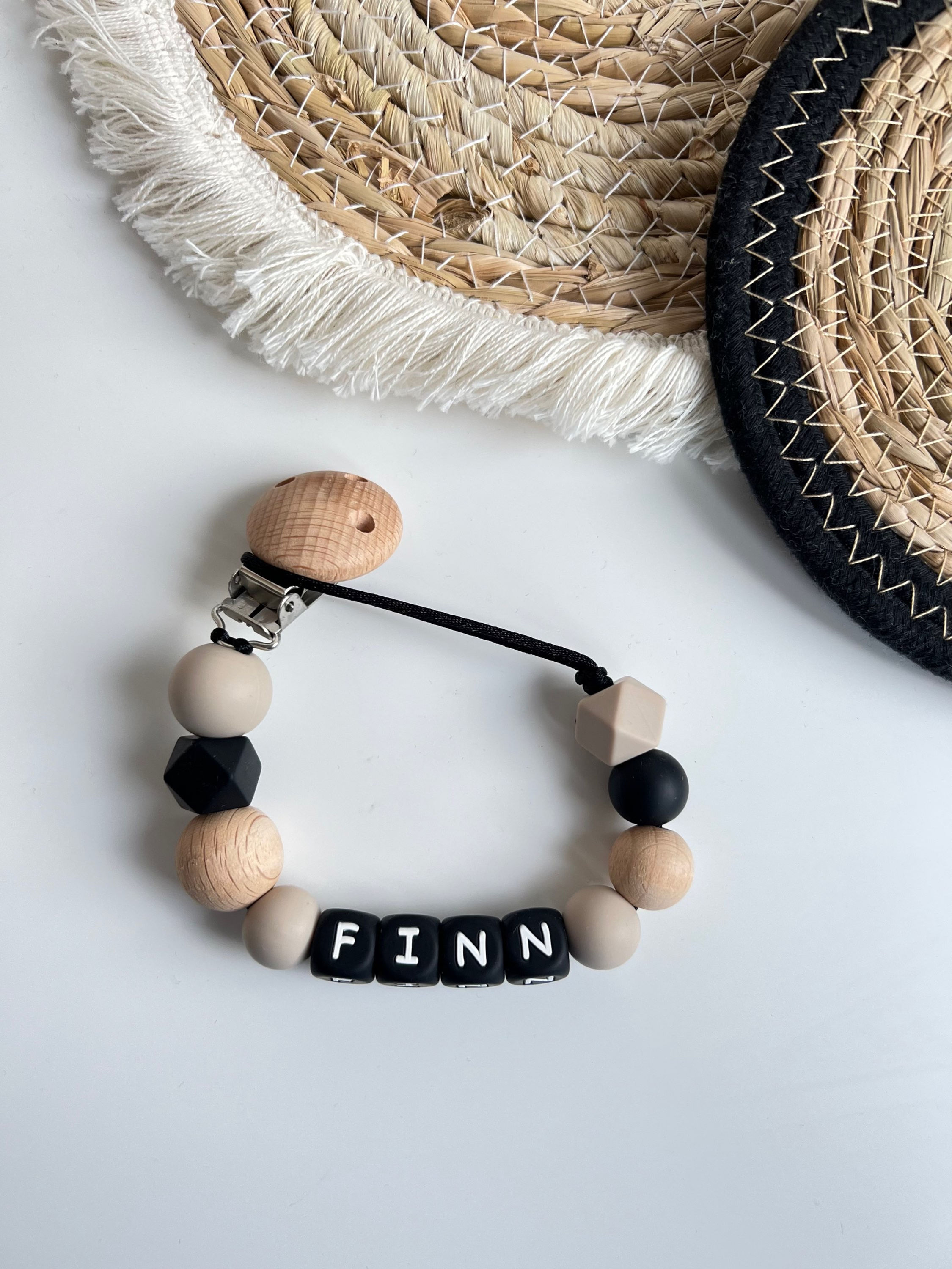 Speenkoord met naam “Finn”