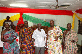 MUNICIPAL CHIEF EXECUTIVE MEETS WITH ASSEMBLY MEMBERS AND NANANOM