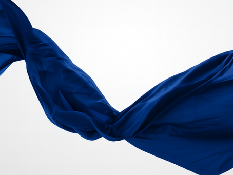 🕊️ Tarihten Bugüne: Eşarbın Moda Yolculuğu