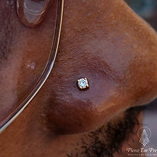 Nostril with Genuine Prong Set Diamond