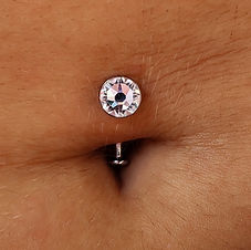 Floating Navel with Large Disk Gem and Disk on Bottom