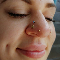 Mantis Piercings (Right Side View) with Yellow Gold 3 Dot Ends from Alchemy