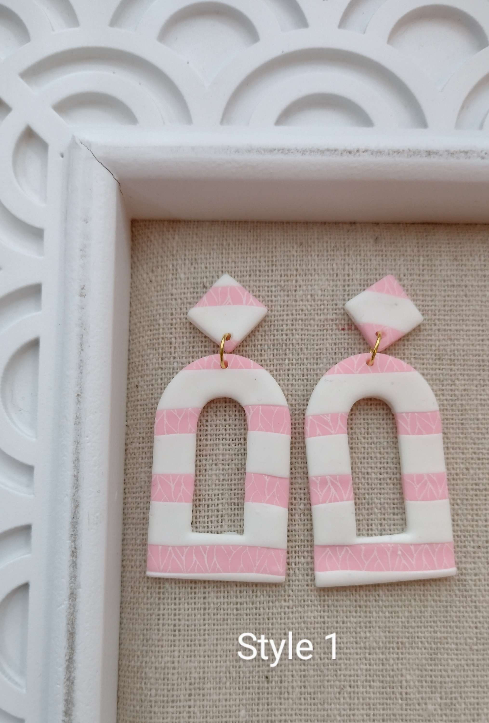 Arch Dangles - Pink and White 