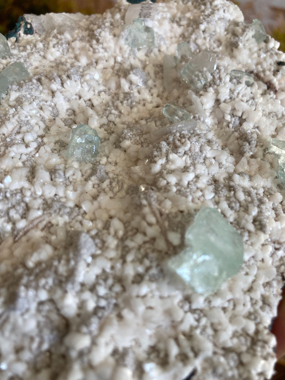 Thumbnail: stilbite and  apophyllite cluster