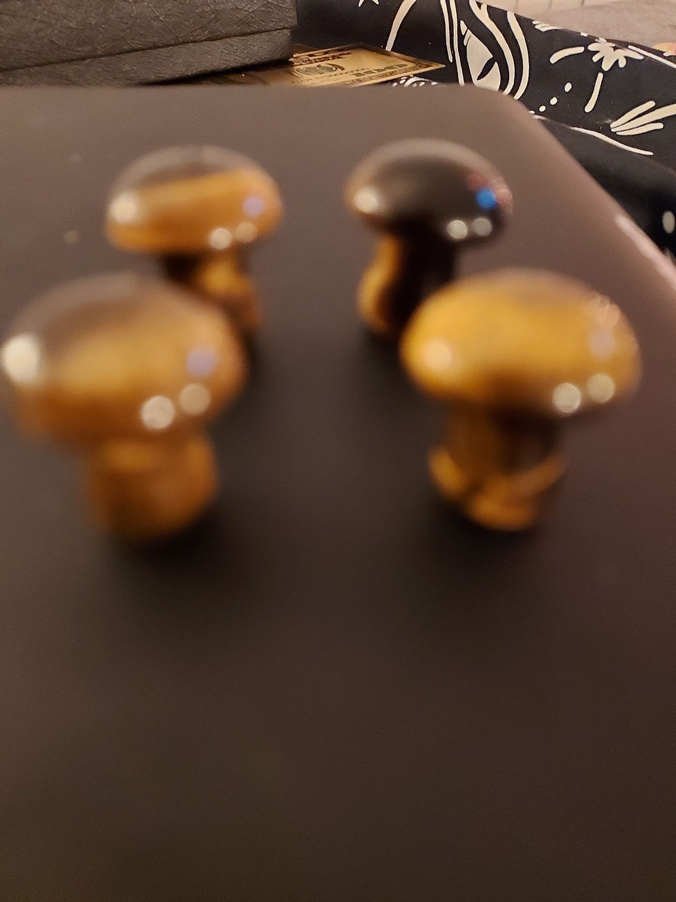 Thumbnail: Small tiger's eye Crystal mushroom 🍄
