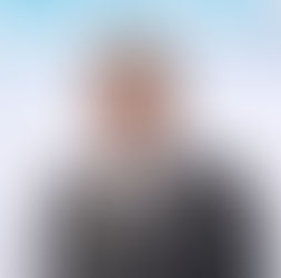 武术大师陈观泰
以仁当道 专注培育青年