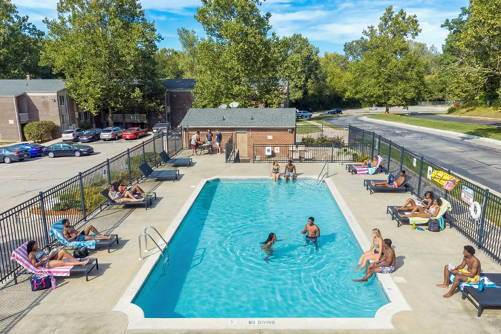 Campus Hill Apartments in East Lansing (10).png