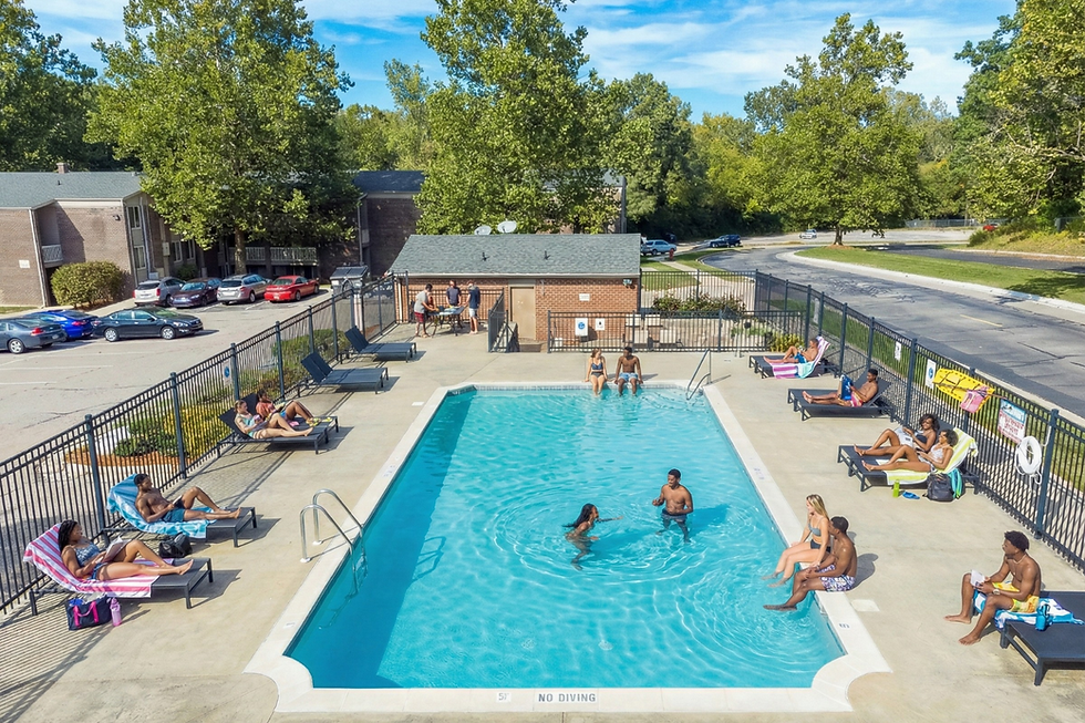 Campus Hill Apartments in East Lansing (10).png