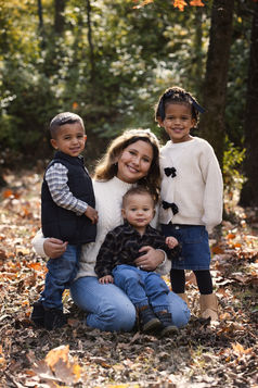 Family portrait of children outdoors, photographed in Nashville, Tennessee