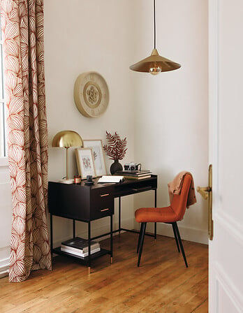 Miniature : Chaise Sirac ambre
