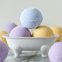 lush-bath-bomb_edited.jpg