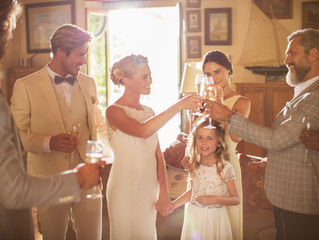 Wedding Tip of the Week:
The Best Time To Do Your Toast Is Before Dinner