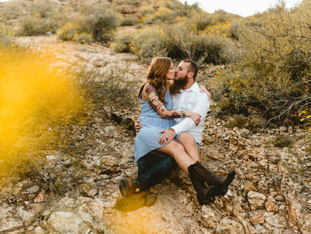 ANYSSA + DYLAN // MAGICAL SUNSET ENGAGEMENT SESSION AT GATES PASS TUCSON