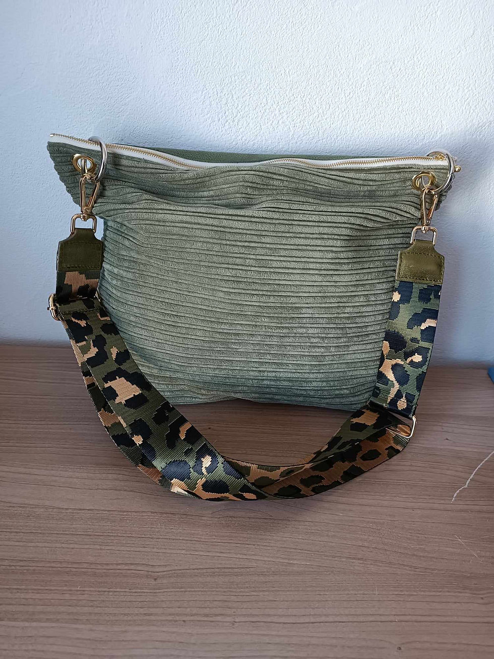 Miniature : Sac dana croûte de cuir et velours