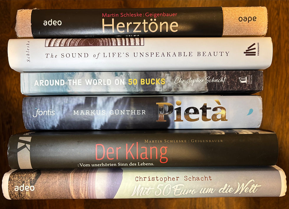 Bücher 2_edited.jpg