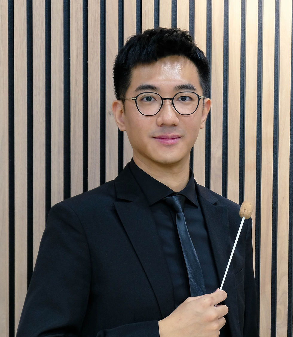 樂團指揮(李卓文先生)