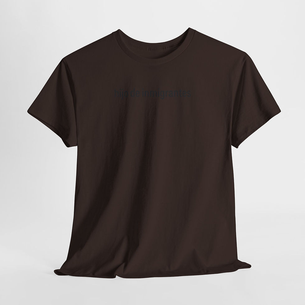 Thumbnail: Hijo de Inmigrantes Bordada T-Shirt