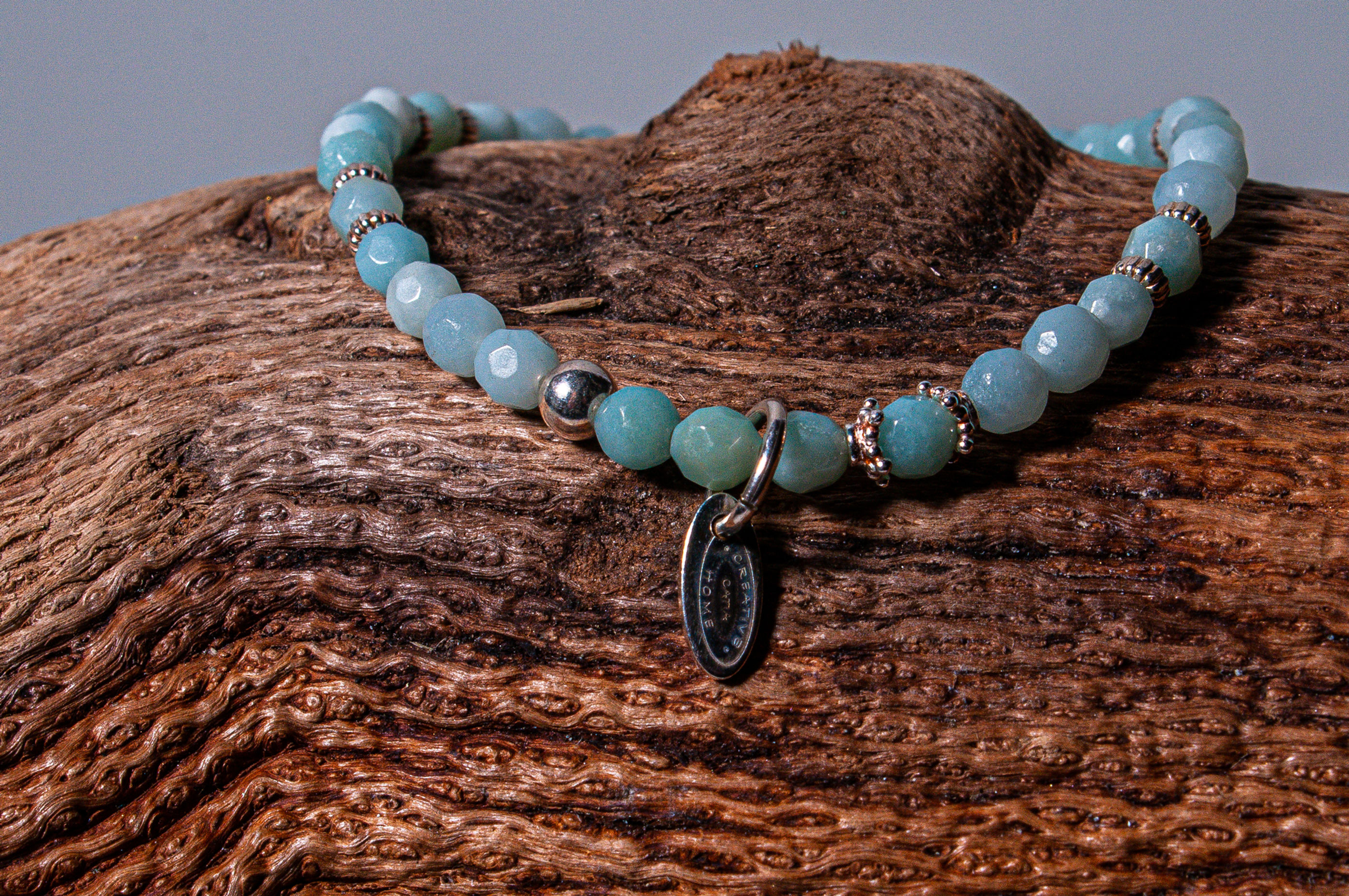 Stein Armband auf Gummi