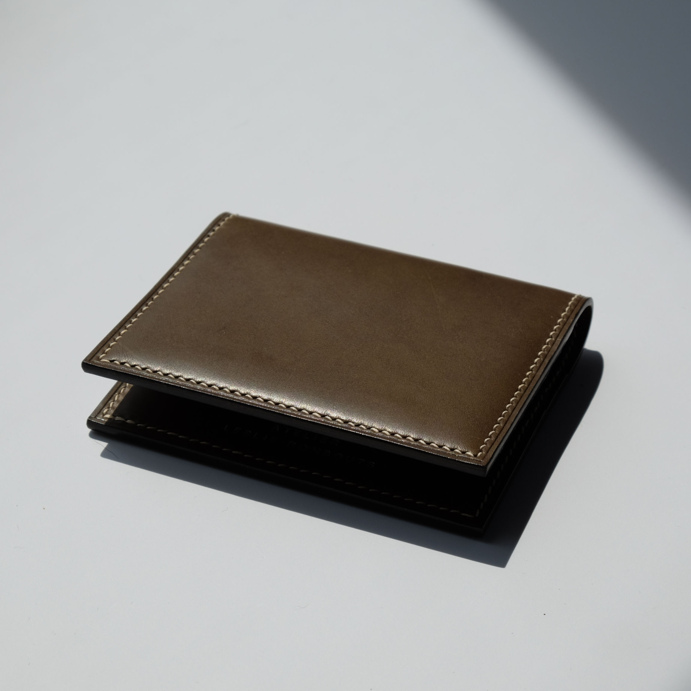 Porte carte sellier à deux volets | 6 cartes | Olive