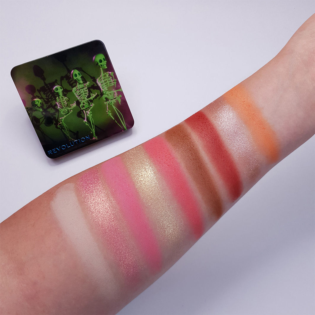 Corpse Bride X Makeup Revolution, палетка тіней Grave Misunderstanding