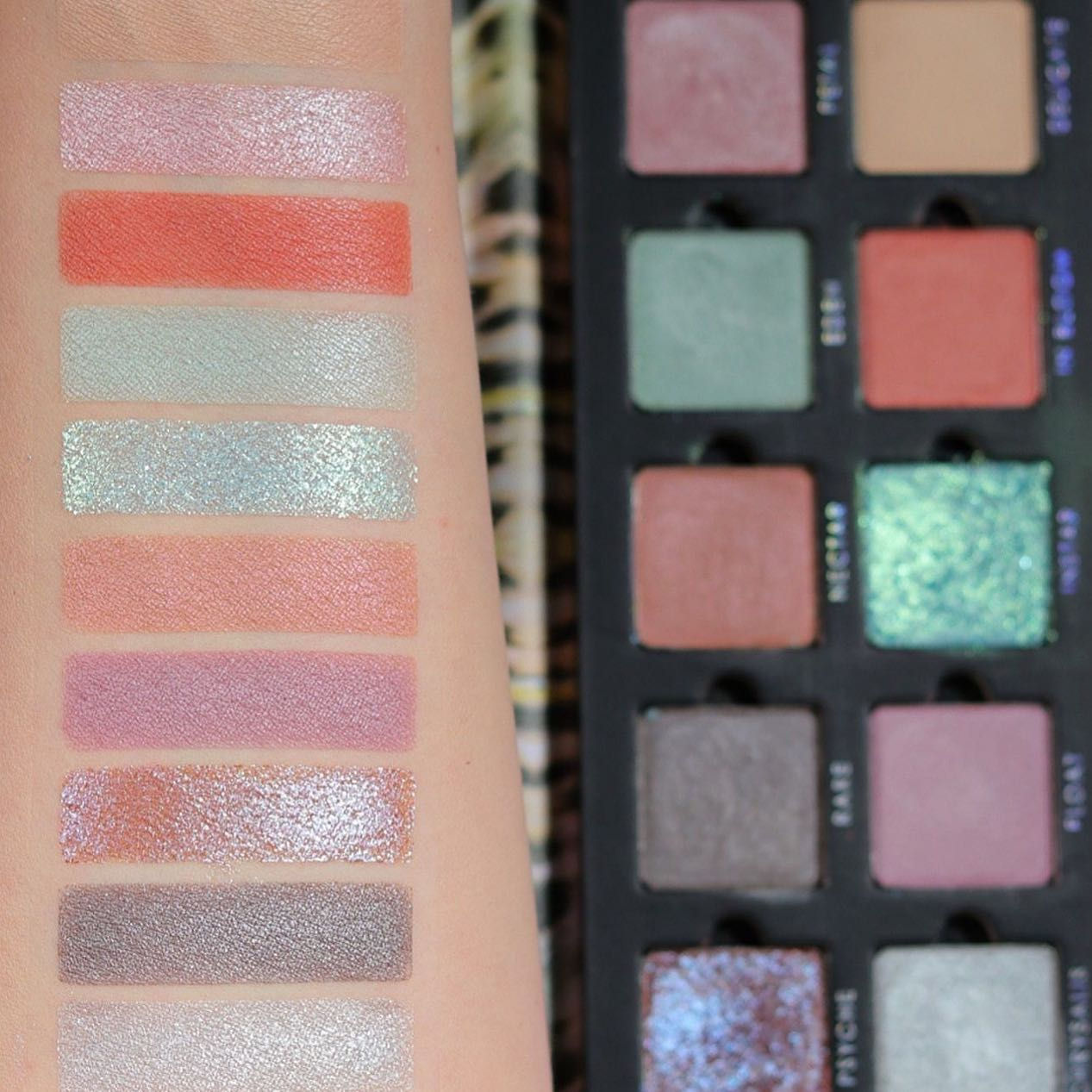 Metamorphosis, палетка тіней від MUA Makeup Academy