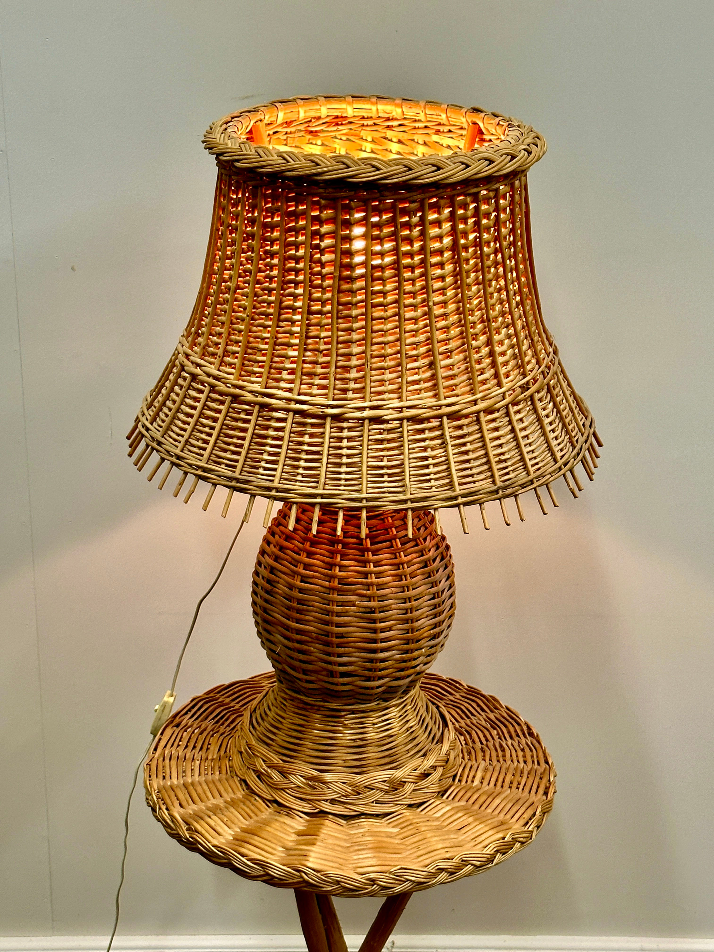 French Vintage Rattan Table Lamp on its Rattan Tripod Table, France 1960s.