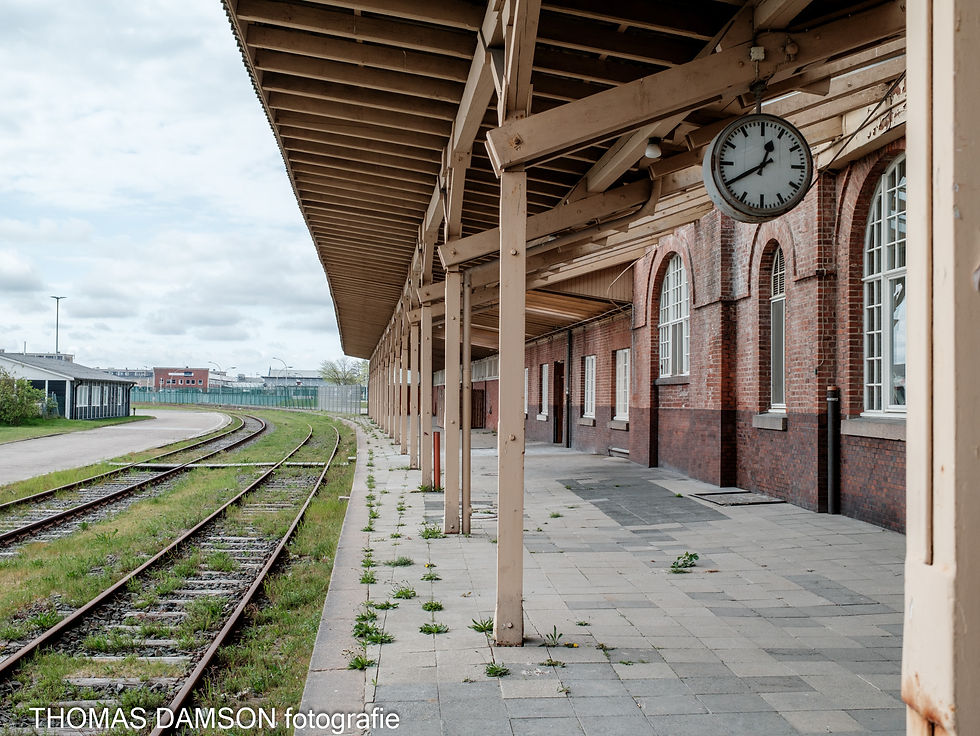 An diesem Bahnhof kamen die Passagiere von Harburg per Zug angereist.