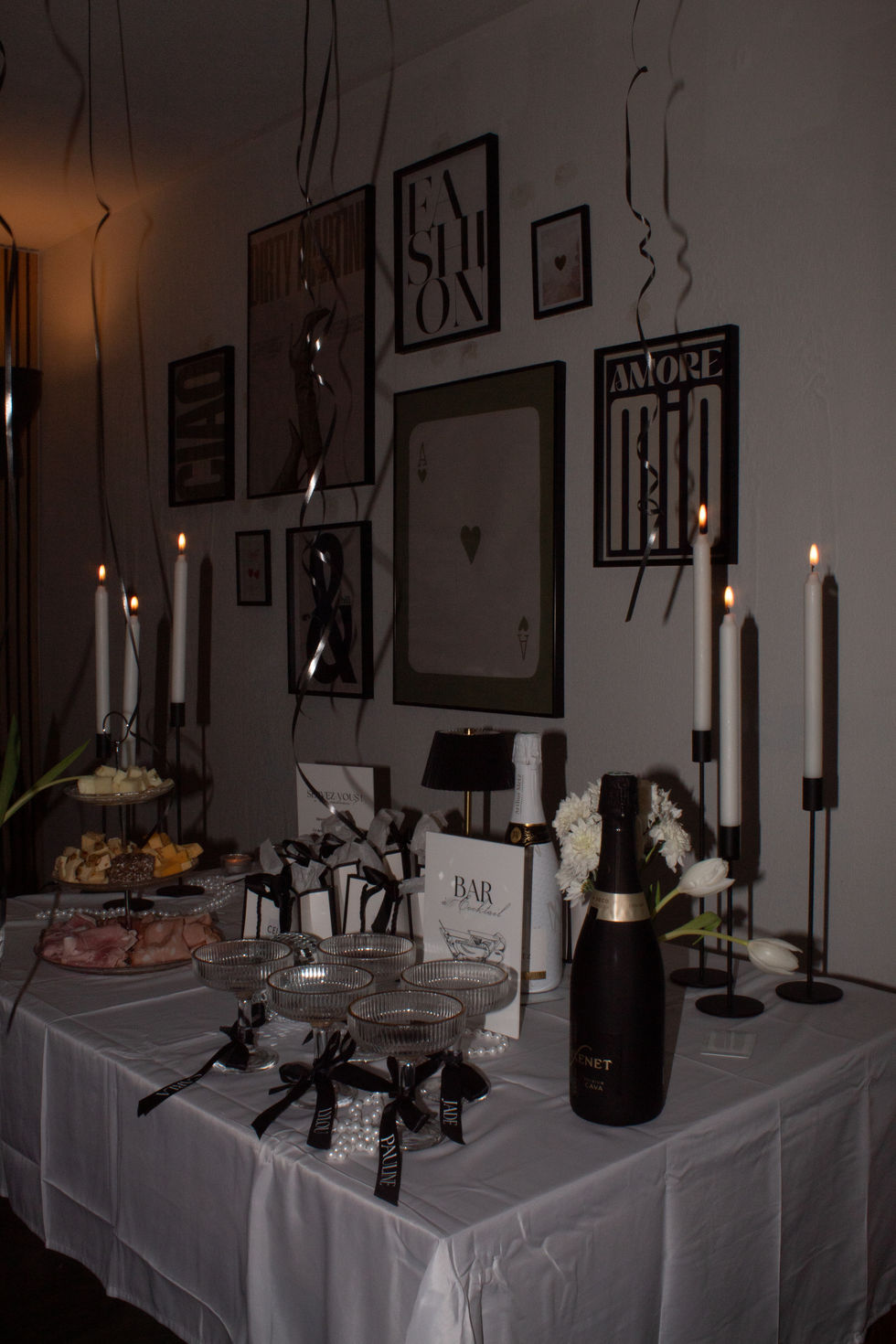 Décoration de tables chic noir et blanc