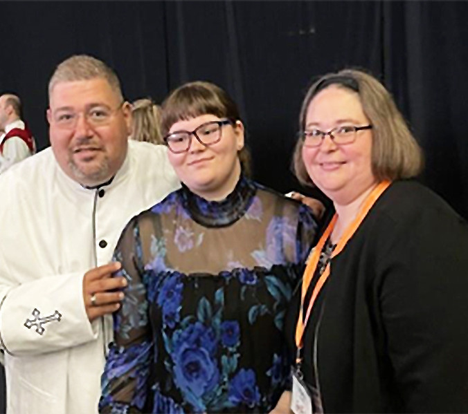 Pastor_Bradley_and_Family.jpg