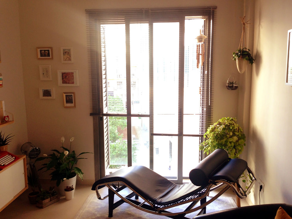 Sala de consulta psicológica en Málaga centro, Plaza de las Flores