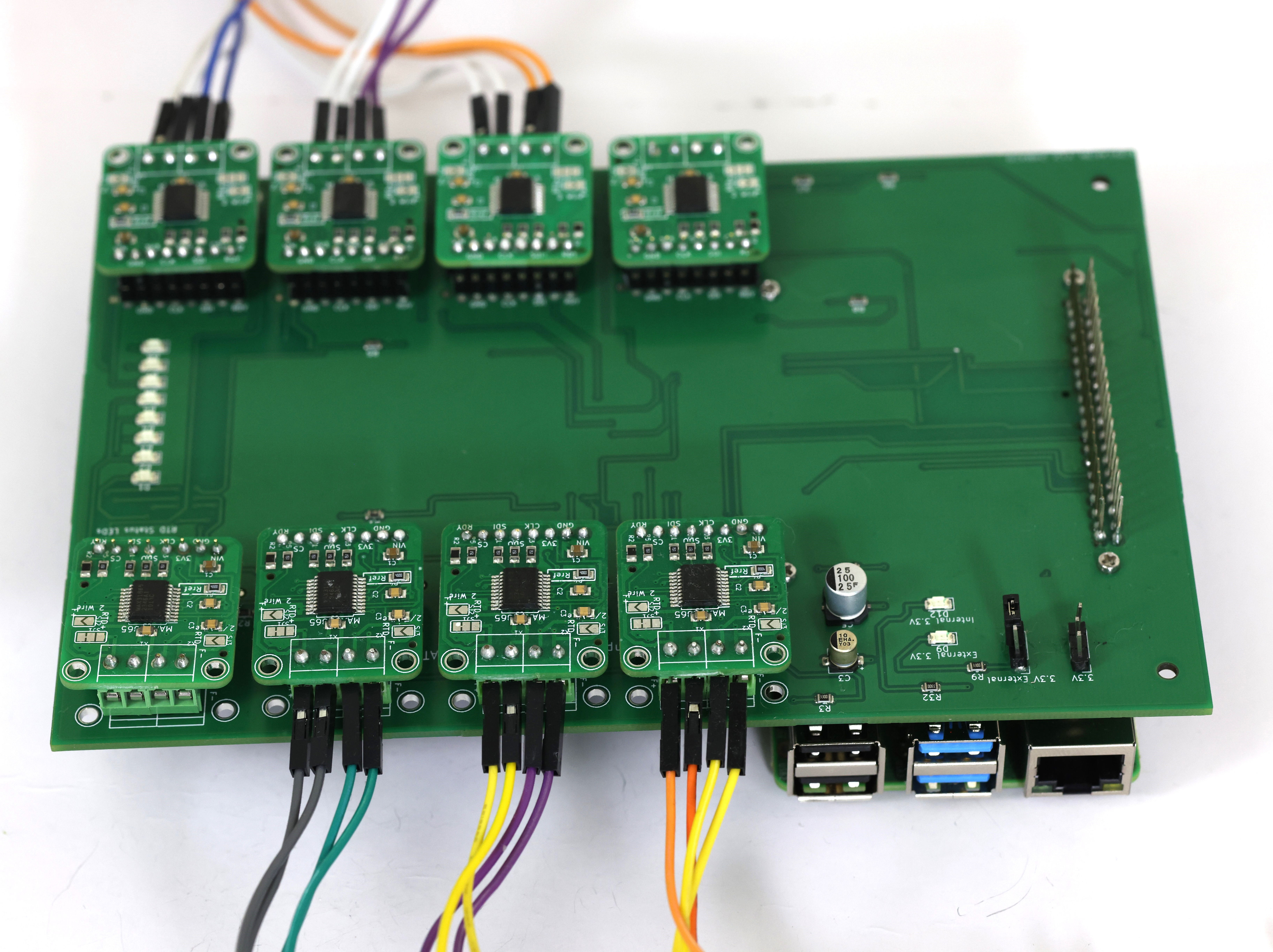 3.3V 8-Channel RTD100 Temperature Sensor HAT for a Raspberry Pi 3/4 Assembled