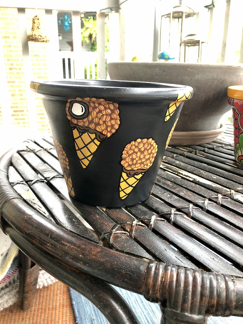 Thumbnail: drumstick cone 6" planter