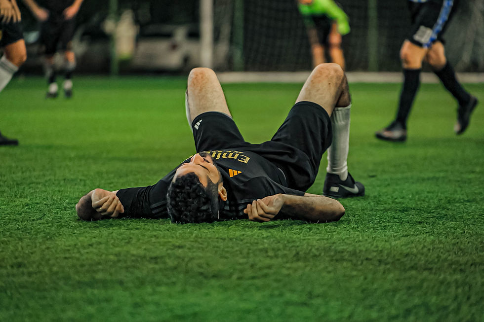 Imagem meramente ilustrativa de como ficou o time preto depois da chuva de gols na final