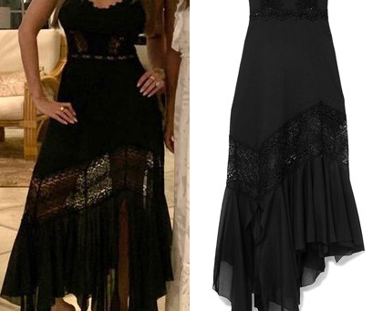 Sofia Vergara's asymmetrical black dress