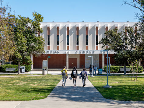 Valley College ditches a return to normalcy as students opt for online classes