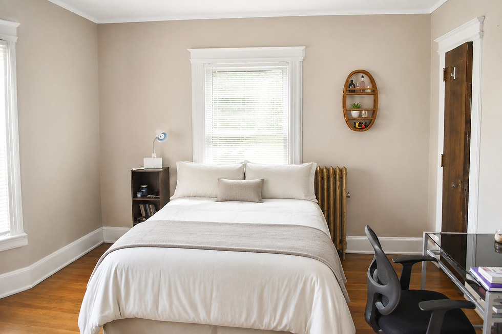 111 Chaestnut bedroom