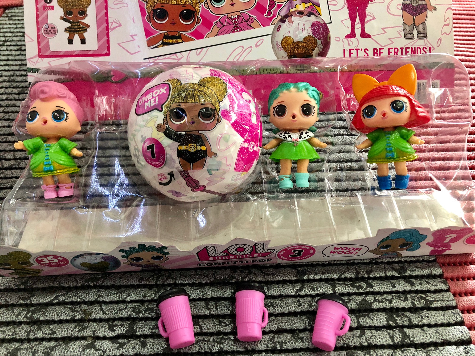 Kit Lol Com 3 Bonecas De 9 Cm + Bola de 9 cm Com 7 Surpresas