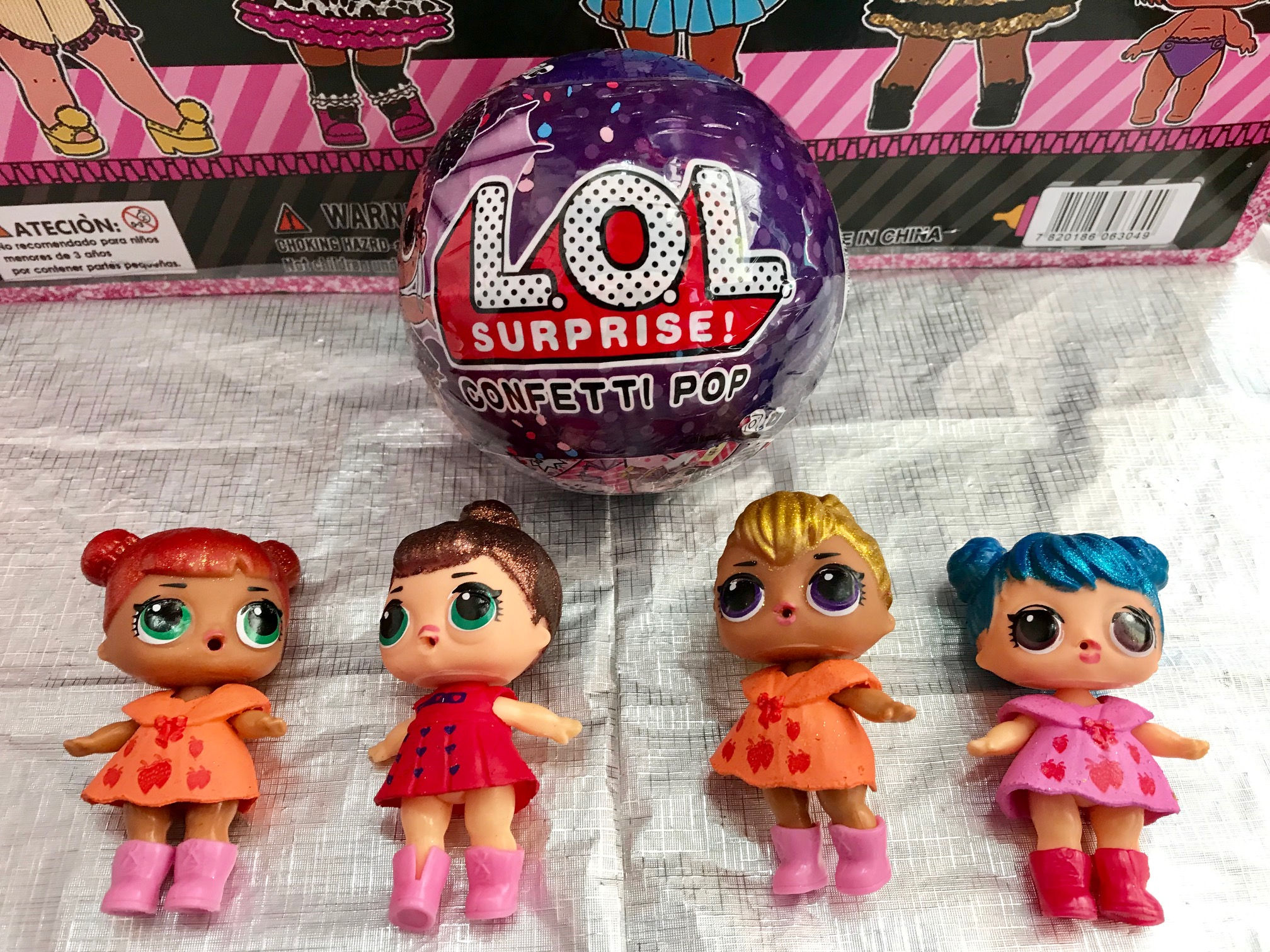 Kit Lol Com 4 Bonecas de 9 Cm C/ Gliter E Bola C/ 10 Surpresas