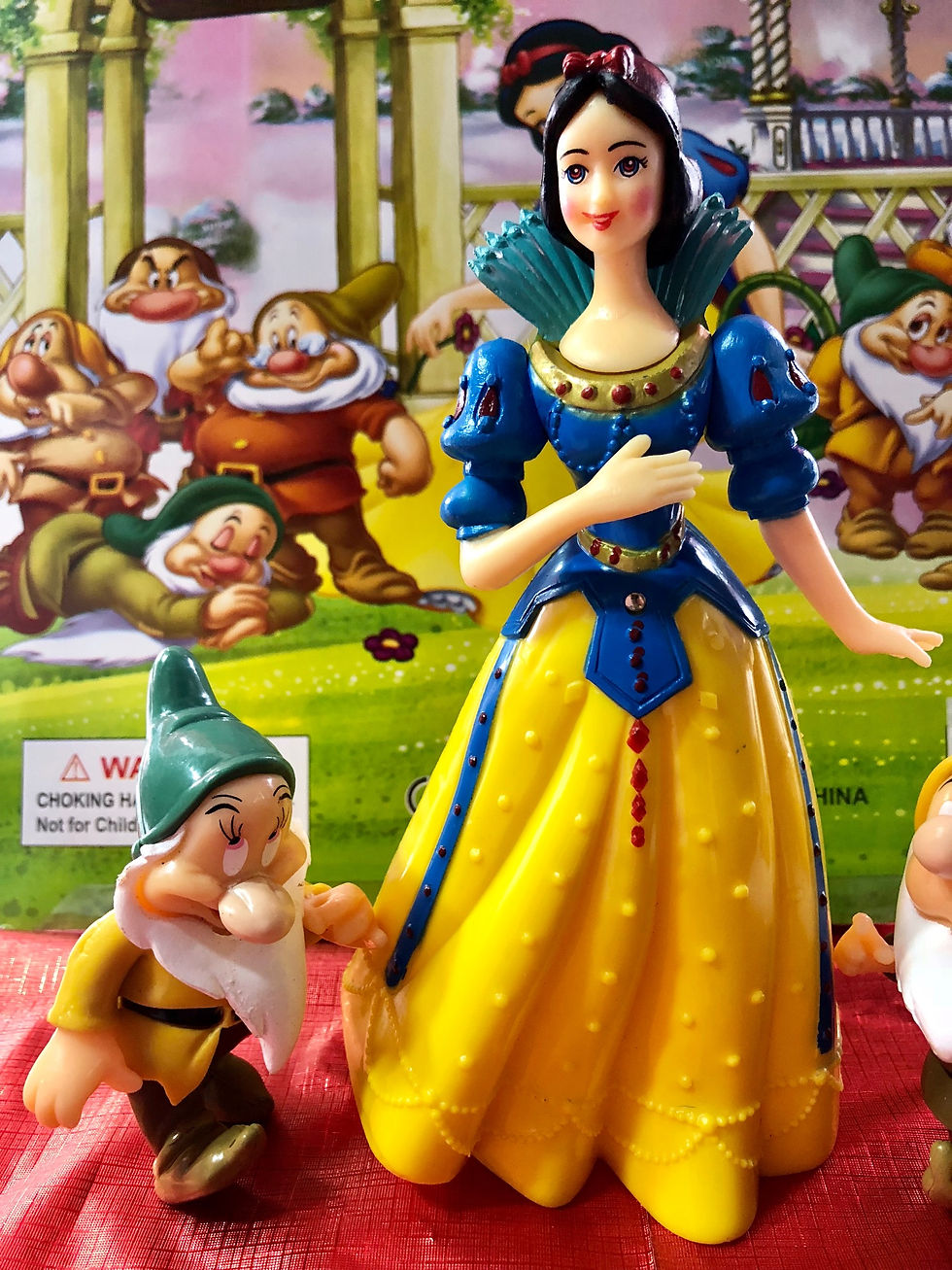 Miniatura: Kit Branca de Neve - 3 Bonecos c/ Acessórios